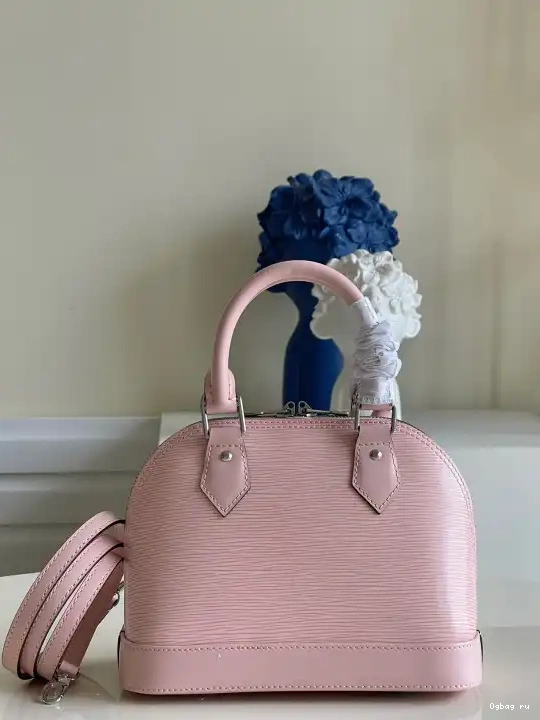 VUITTON LOUIS ALMA BB 0626